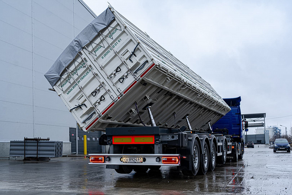 Grain dump trailer 46-58 m3