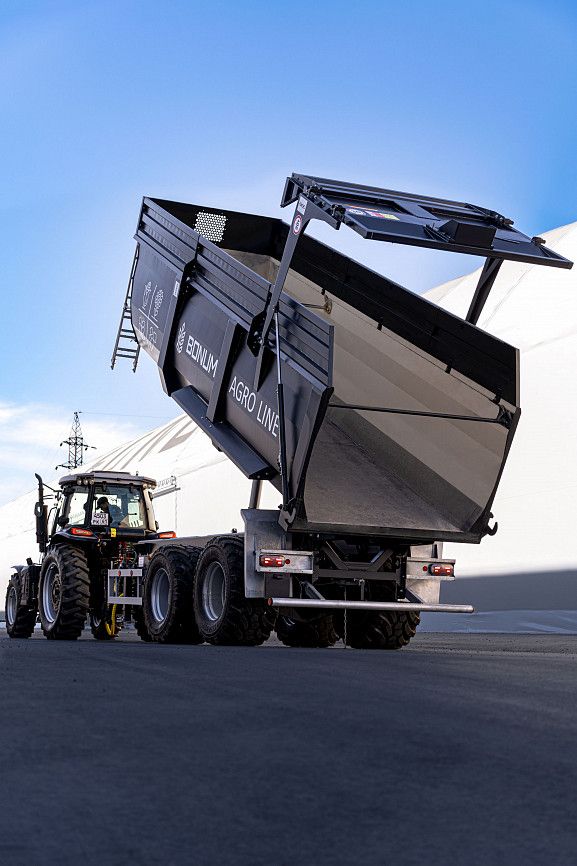Tipper tractor semi-trailer 20 m3 