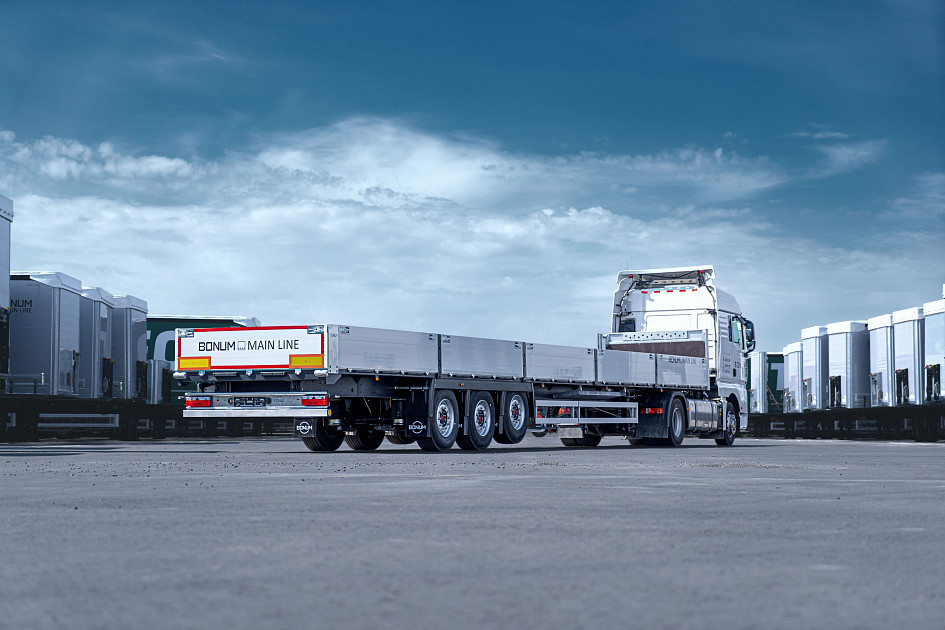 On-board semi-trailer 16,52 m