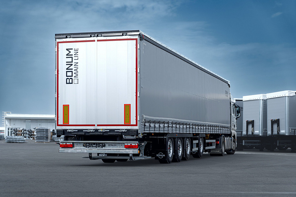 Curtain semi-trailer 16,52 m with outrigger axle