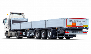 On-board semi-trailer 13,62 m with outrigger axle for transporting of dangerous goods