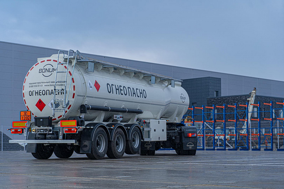Fuel tanker 35 m3