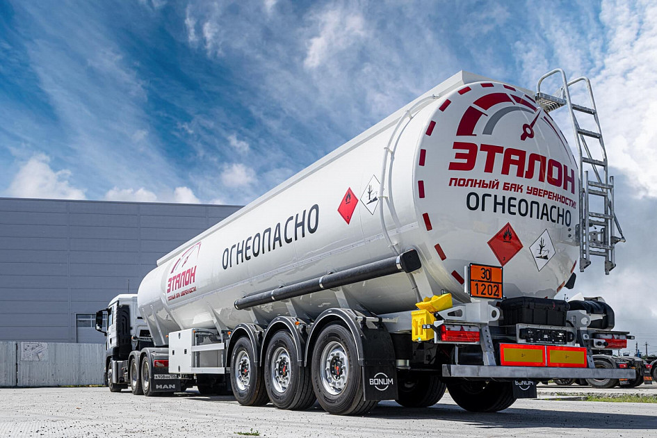 Fuel tanker 40 m3
