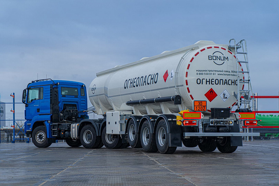 Fuel tanker 35 m3