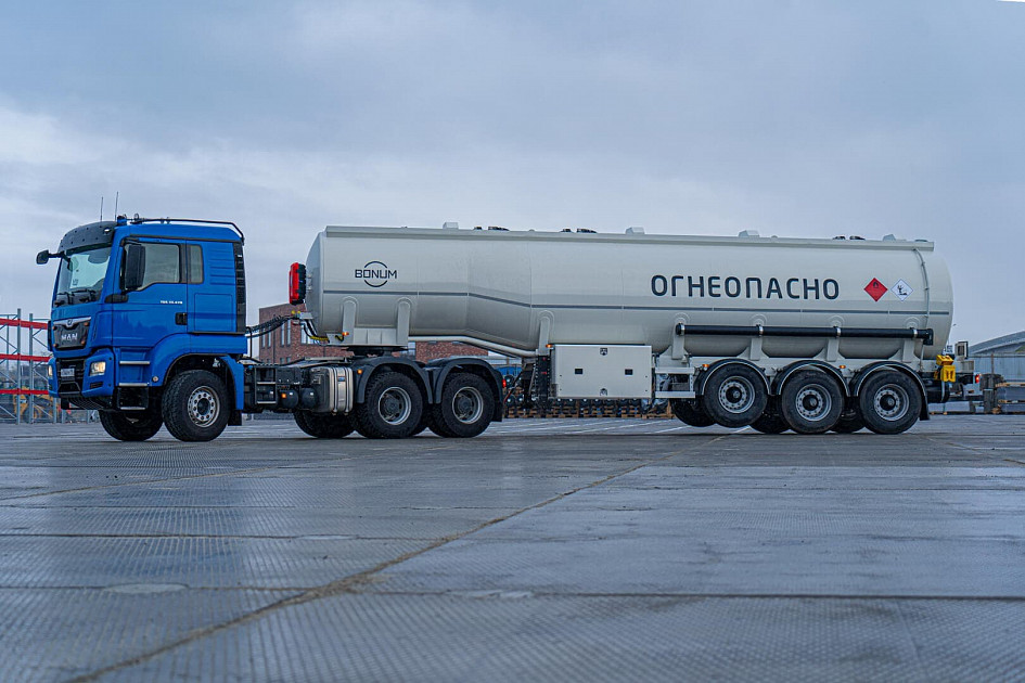 Fuel tanker 35 m3