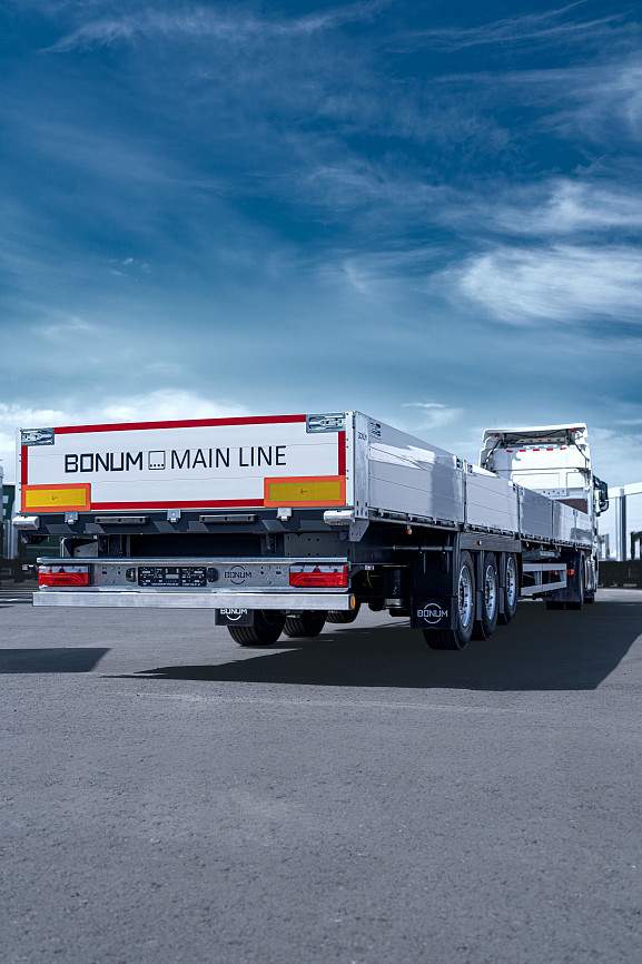 On-board semi-trailer 16,52 m