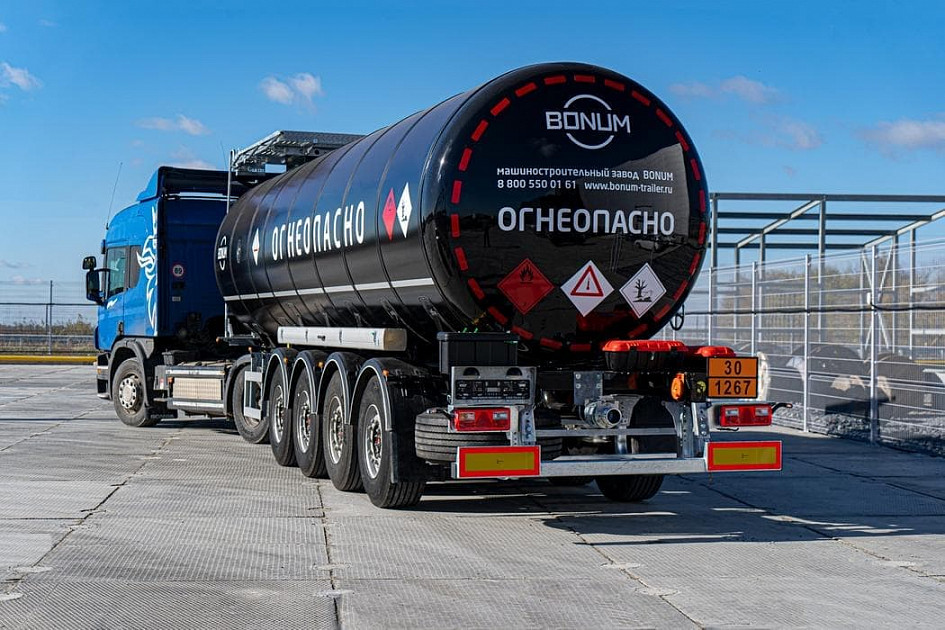 Oil tanker 36 m3