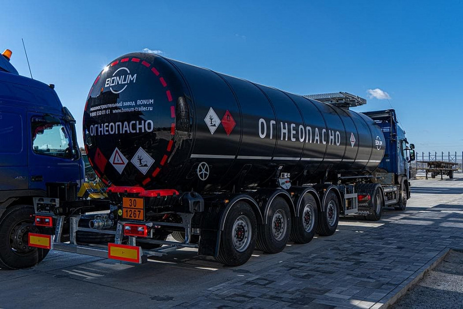 Oil tanker 36 m3